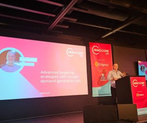 Precisionly Founder Dez Calton presenting at Hero Conf in Brighton