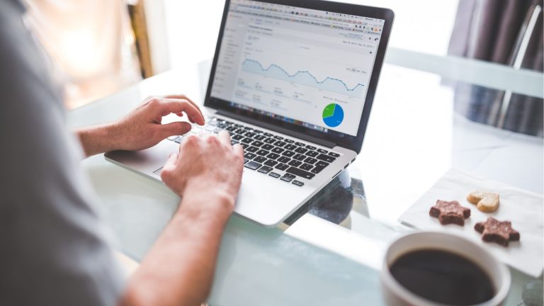 Google Ads “Review Your Campaign Targets”: What It Means | Precisionly